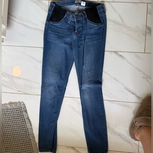 MATERNITY SKINNY JEANS